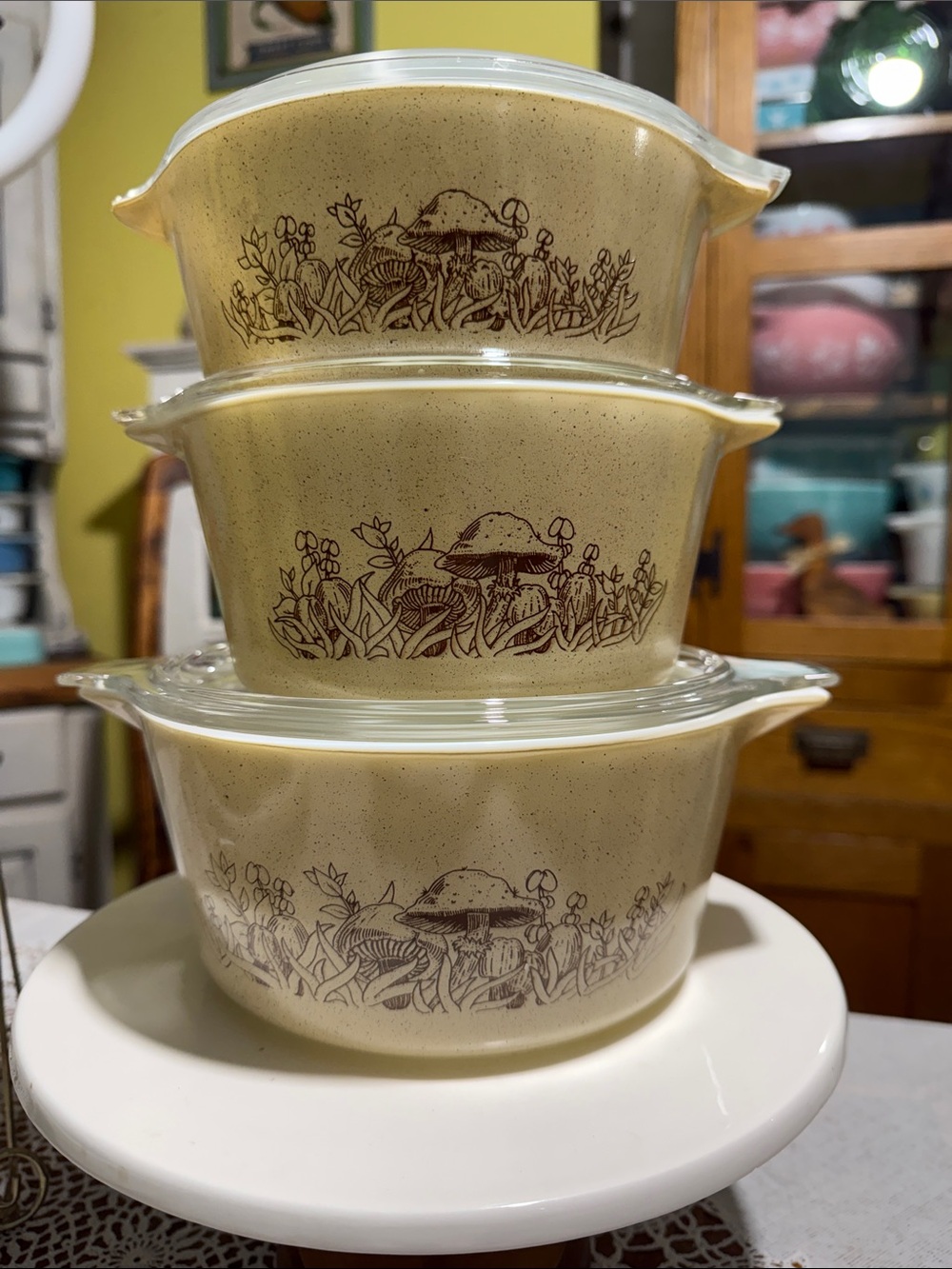 Vintage Pyrex Forest Fancies near mint! Mushroom casserole set /Lids 472,473,474